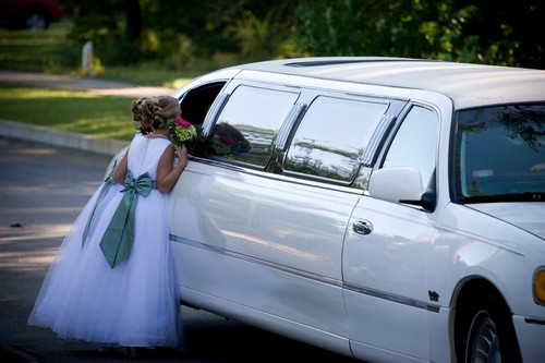 Anniversary-Limo-Rental-Service-Bellevue-WA