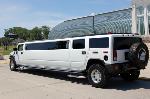 Bachelor-Bachelorette-Party-Limo-Rentals-Bellevue-WA